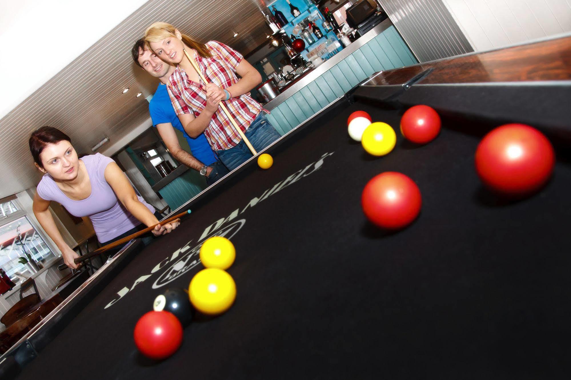 Nosda Studio Hostel Cardiff Dış mekan fotoğraf